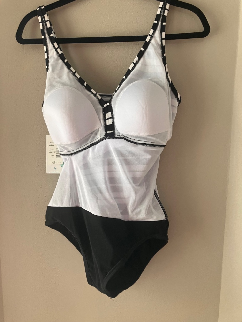 NWT Swim Solutions Striped Tummy Control One-Piece Size 12 - Picture 5 of 9